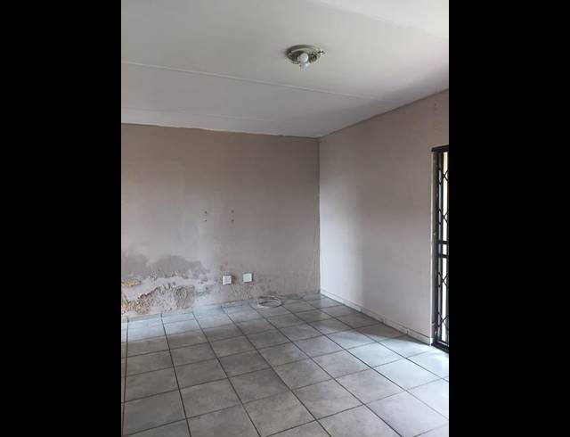 3 BEDROOM APARTMENT FOR SALE IN GROBLERPARK